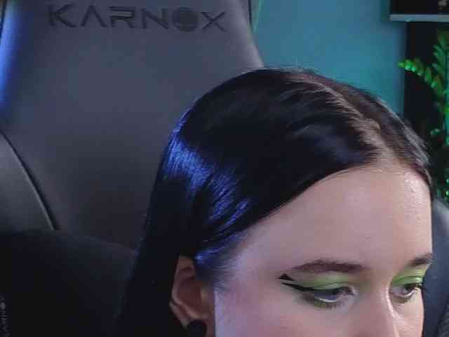 Kira_Li_Lime webcam