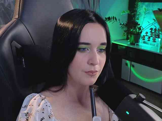 Kira_Li_Lime webcam