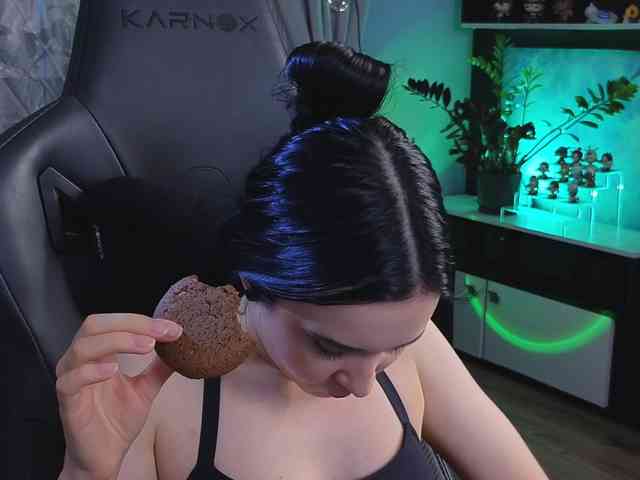 Kira_Li_Lime webcam