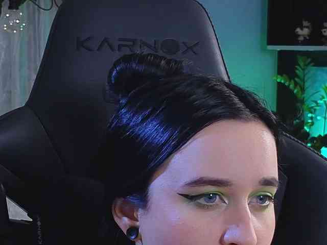 Kira_Li_Lime webcam