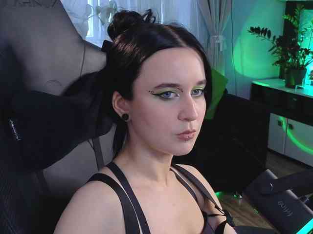Kira_Li_Lime webcam