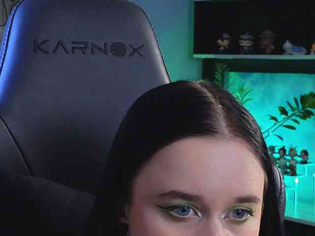Kira_Li_Lime webcam