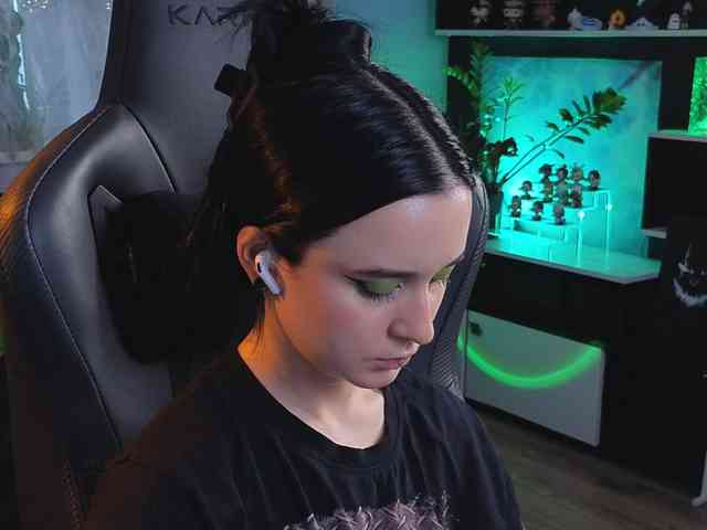 Kira_Li_Lime webcam