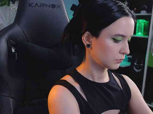 Kira_Li_Lime webcam