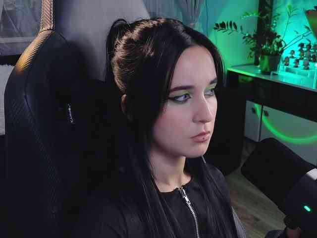 Kira_Li_Lime webcam