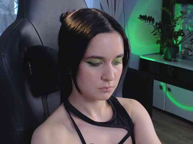 Kira_Li_Lime webcam