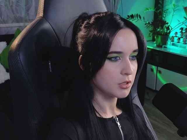 Kira_Li_Lime webcam