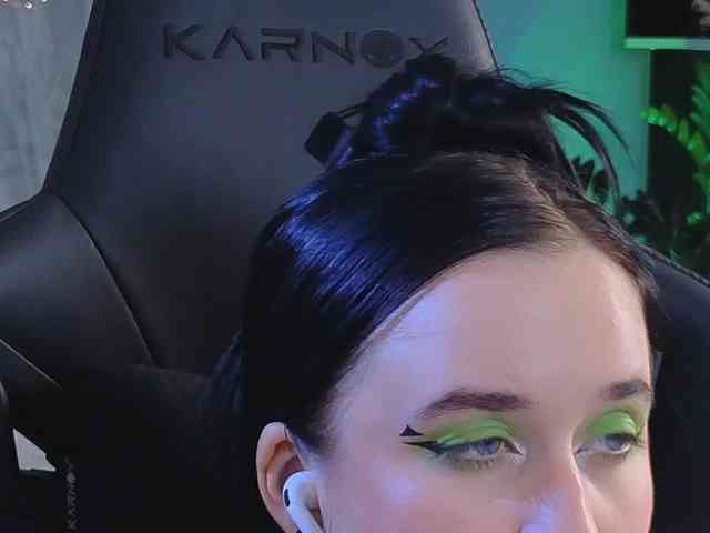 Kira_Li_Lime webcam