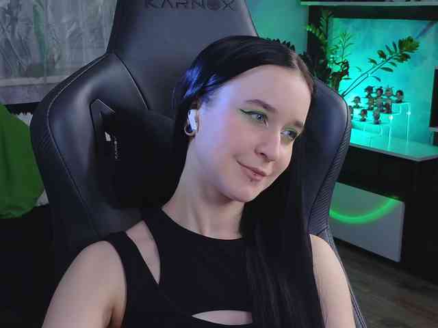 Kira_Li_Lime webcam