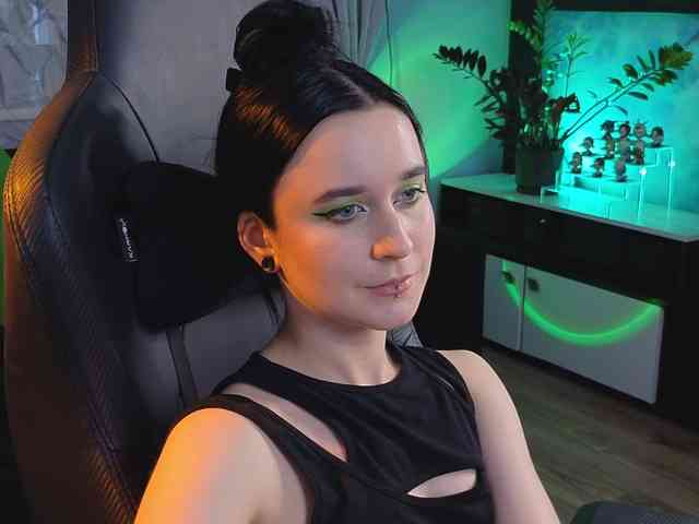 Kira_Li_Lime webcam