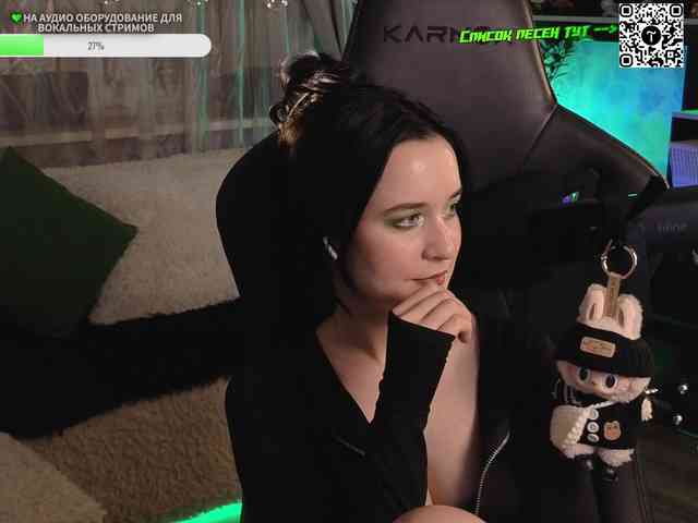 Kira_Li_Lime webcam