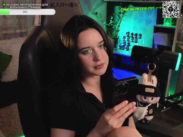 Kira_Li_Lime webcam