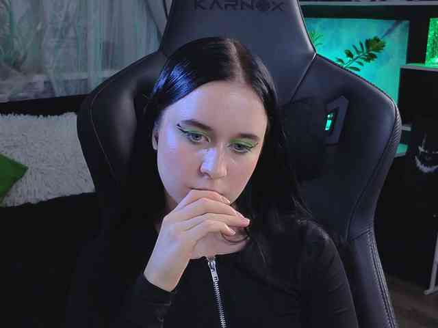 Kira_Li_Lime webcam