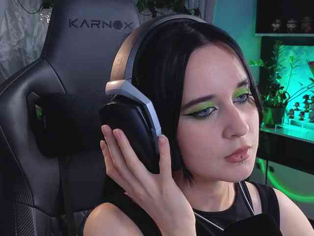 Kira_Li_Lime webcam