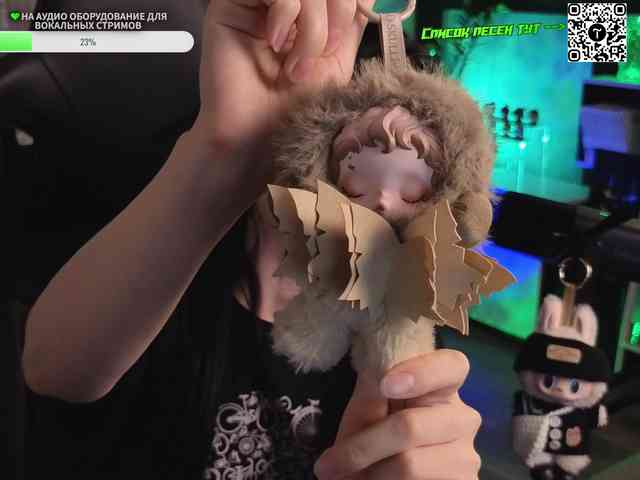 Kira_Li_Lime webcam