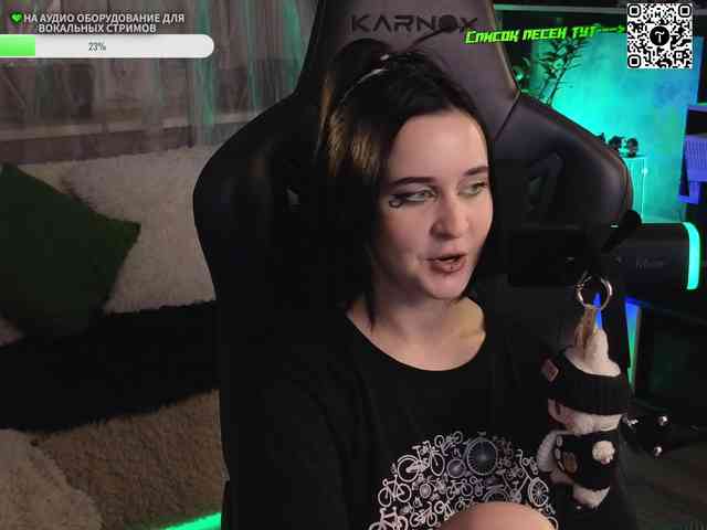 Kira_Li_Lime webcam