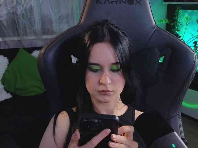 Kira_Li_Lime webcam