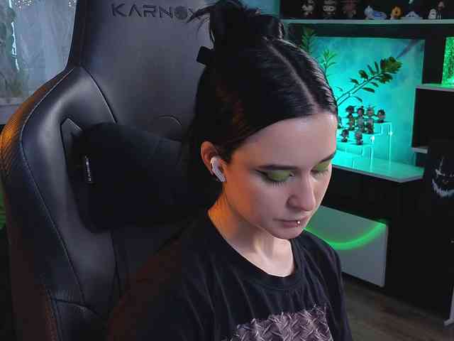 Kira_Li_Lime webcam