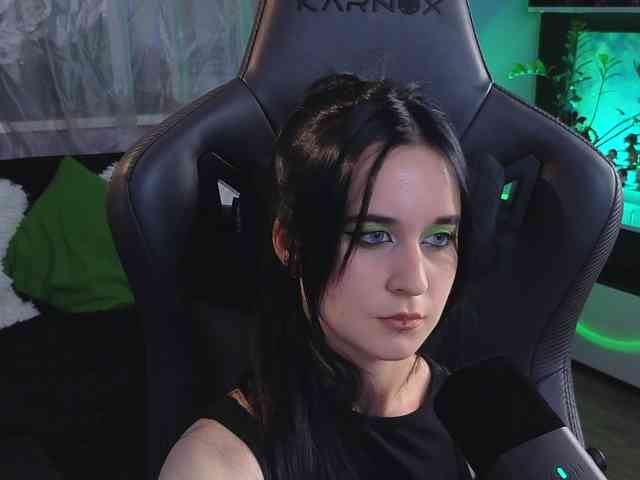 Kira_Li_Lime webcam