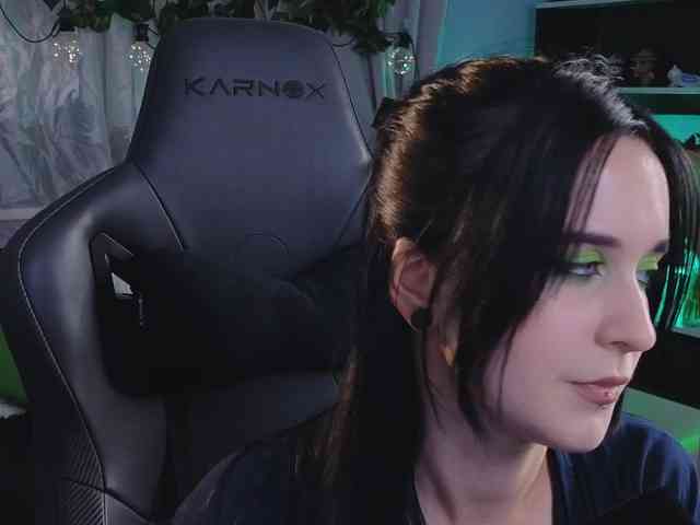 Kira_Li_Lime webcam