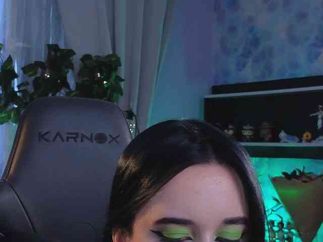 Kira_Li_Lime webcam