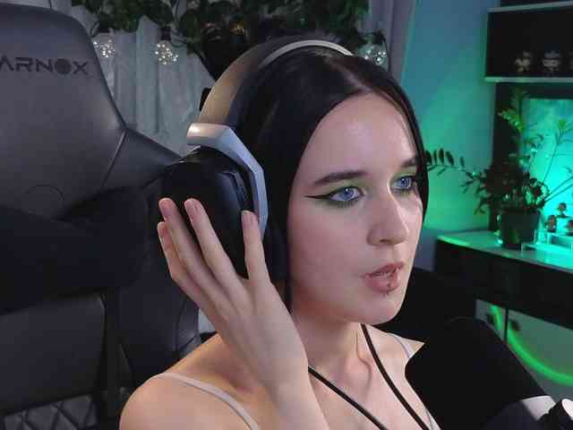 Kira_Li_Lime webcam