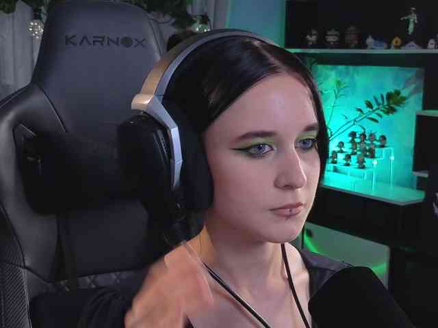 Kira_Li_Lime webcam