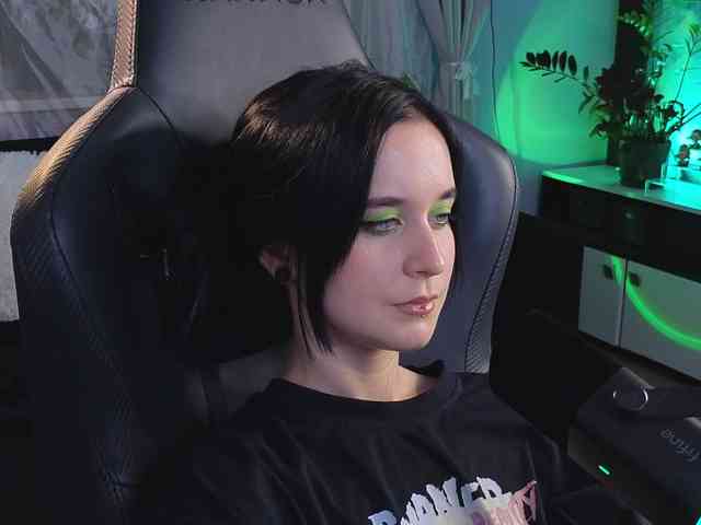 Kira_Li_Lime webcam