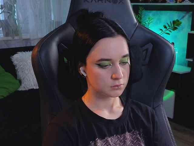 Kira_Li_Lime webcam