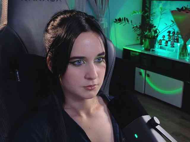 Kira_Li_Lime webcam