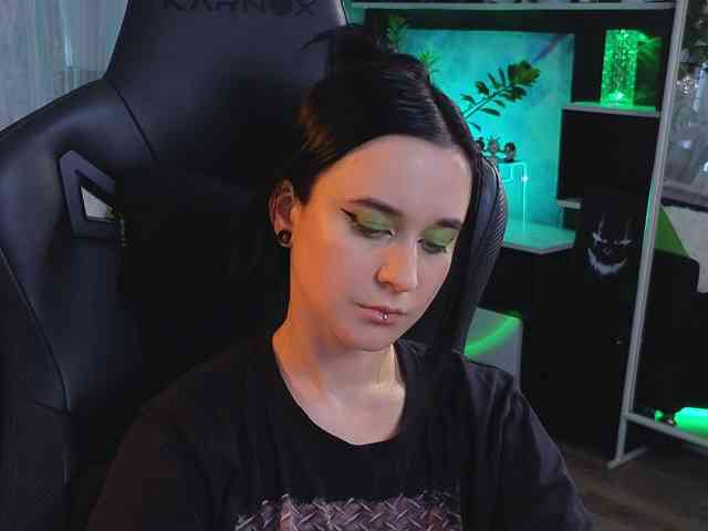 Kira_Li_Lime webcam