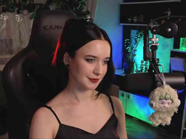 Kira_Li_Lime webcam
