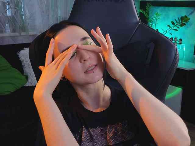 Kira_Li_Lime webcam