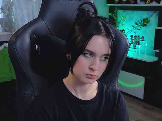 Kira_Li_Lime webcam