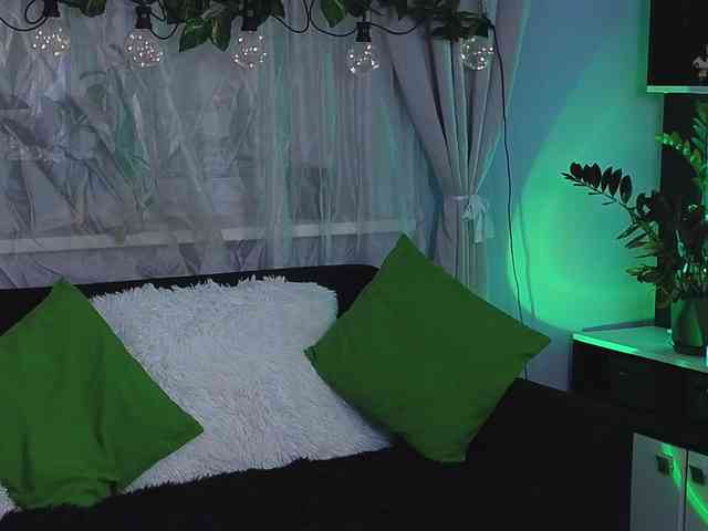 Kira_Li_Lime webcam