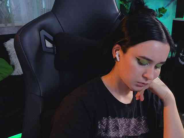 Kira_Li_Lime webcam