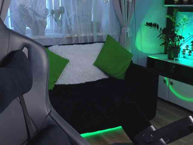 Kira_Li_Lime webcam