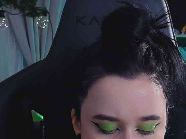 Kira_Li_Lime webcam