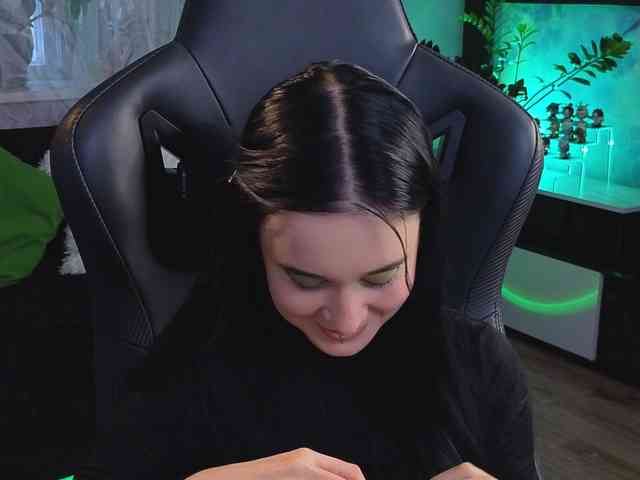 Kira_Li_Lime webcam