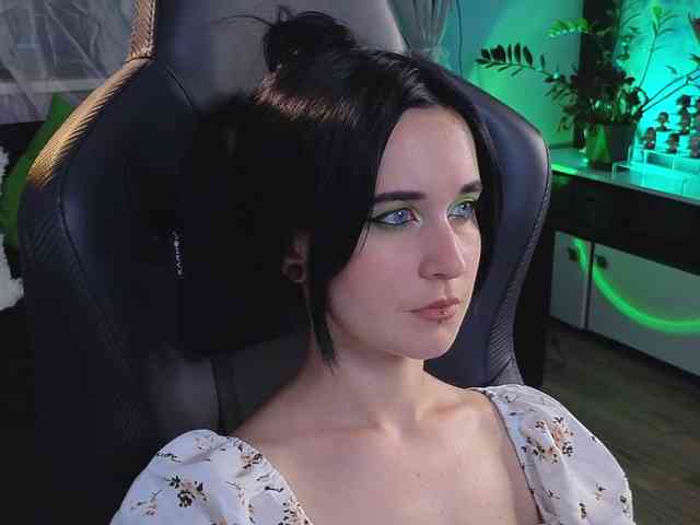 Kira_Li_Lime webcam