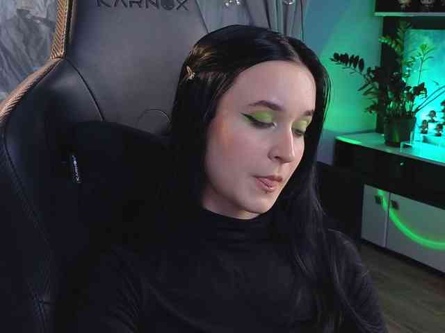 Kira_Li_Lime webcam