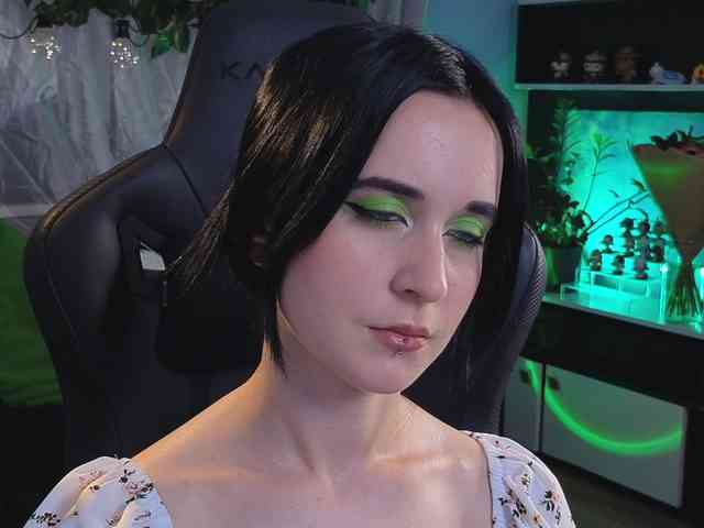 Kira_Li_Lime webcam