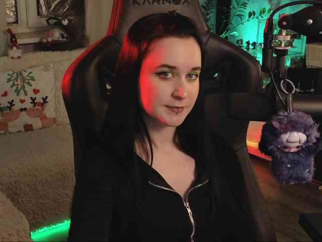 KiraLiLime Live Webcam on BongaCams