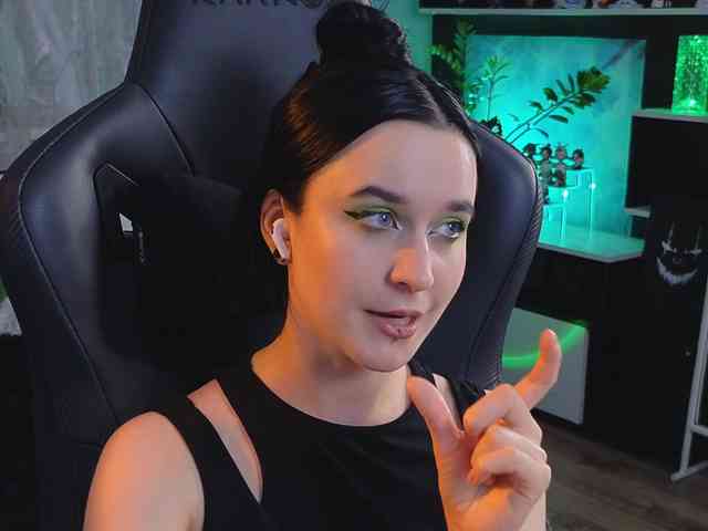 Kira_Li_Lime webcam