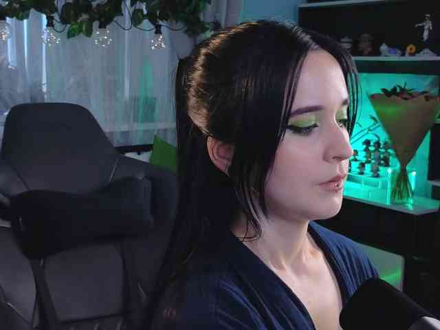 Kira_Li_Lime webcam