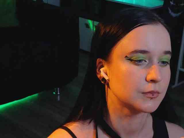 Kira_Li_Lime webcam