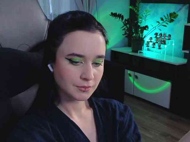 Kira_Li_Lime webcam