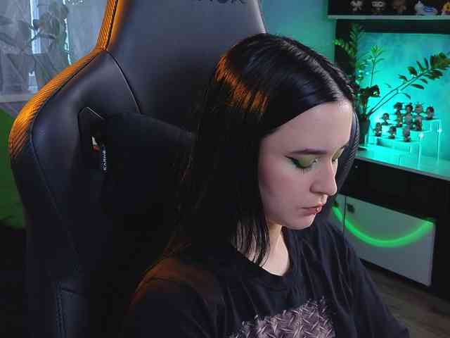 Kira_Li_Lime webcam