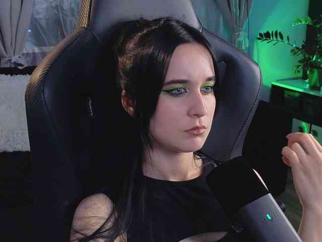 Kira_Li_Lime webcam