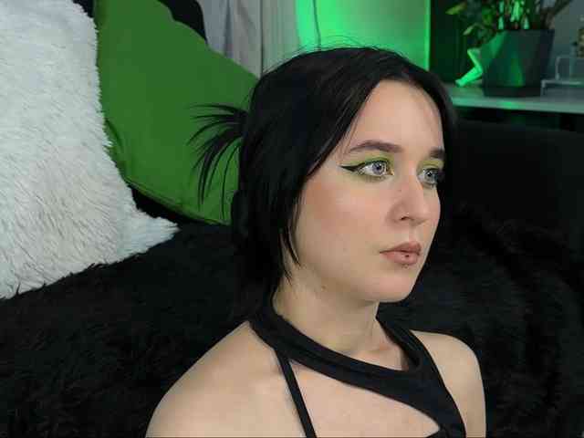 Kira_Li_Lime webcam